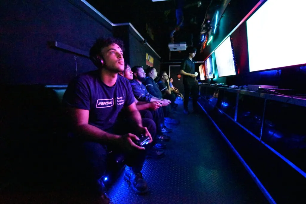 Gaming Trailer Booking Rolling Video Games Miami